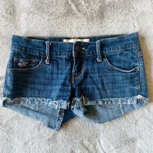 Hollister Cali Jean Shorts Dark Wash Size 0 W24